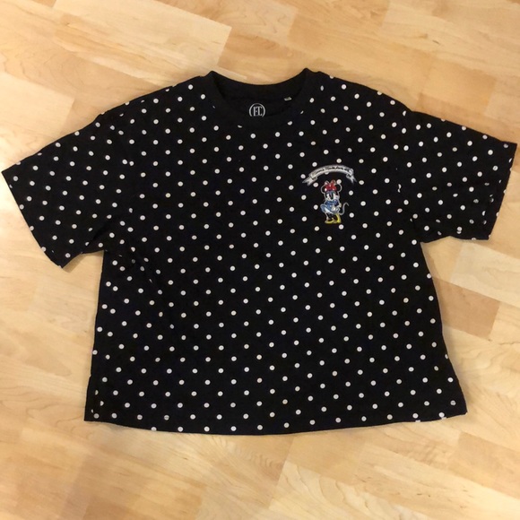 Uniqlo Minnie Mouse t shirt - Picture 1 of 8